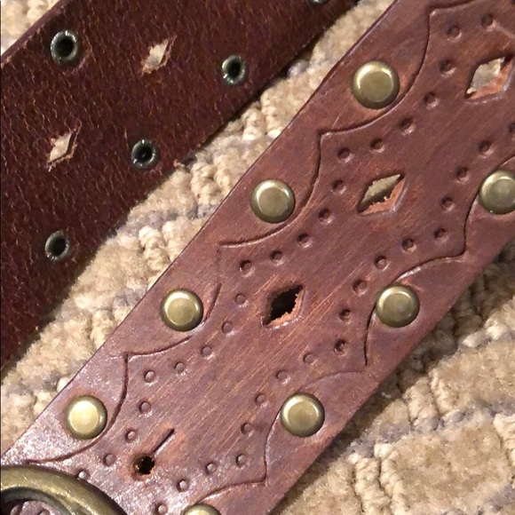 Leather belt with rhinestone buckle - Picture 3 of 6